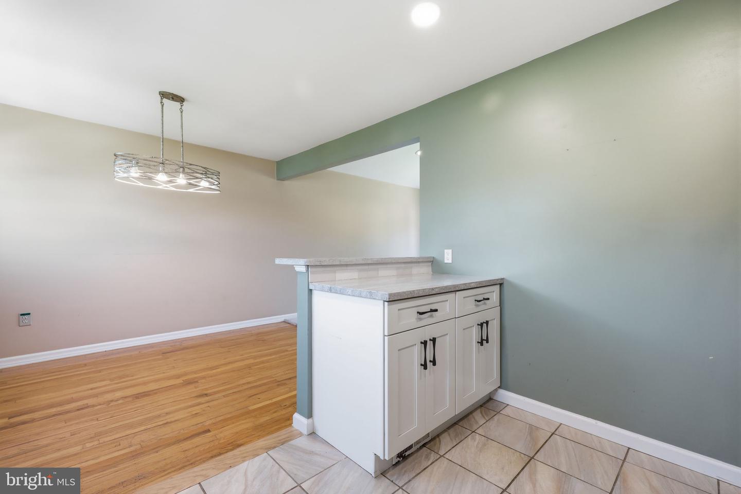 213 Highland Ave Property Photo 10