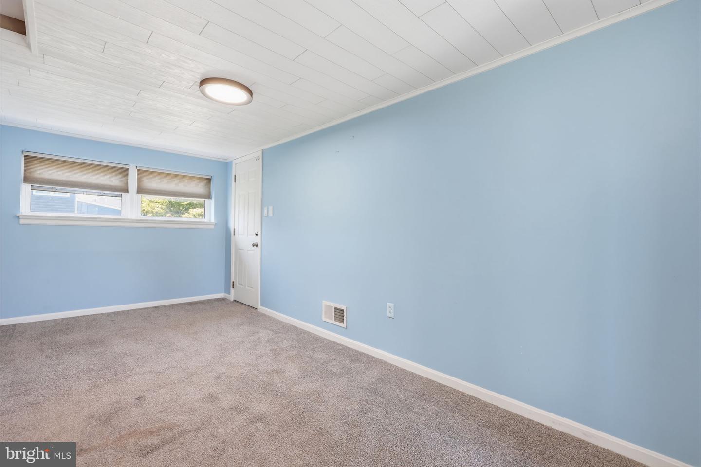 213 Highland Ave Property Photo 22