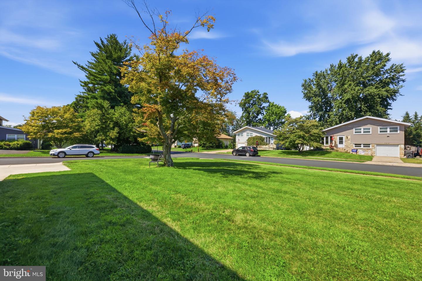 213 Highland Ave Property Photo 32