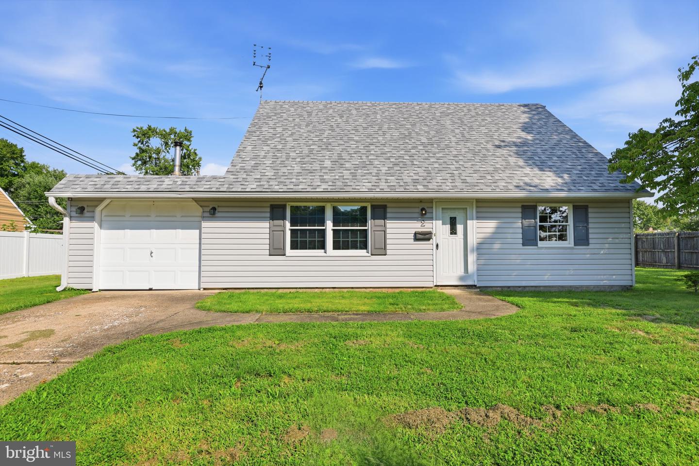 2 Timothy Ln Property Photo 2