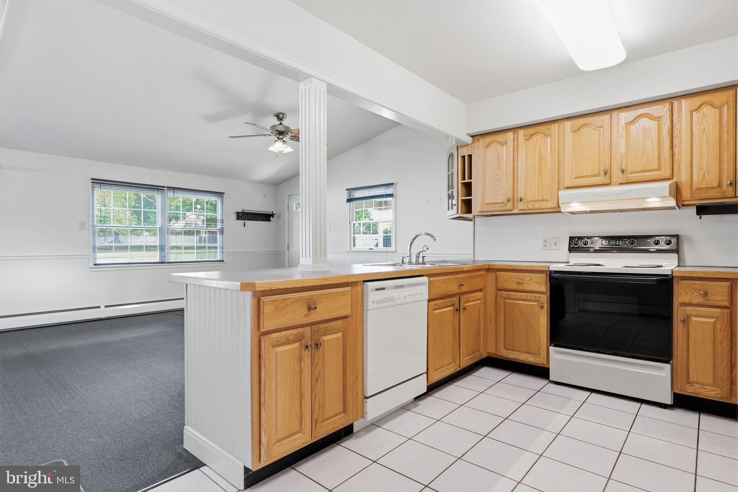 2 Timothy Ln Property Photo 10