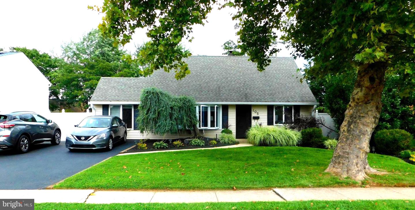 105 Queen Lily Rd Property Photo 1