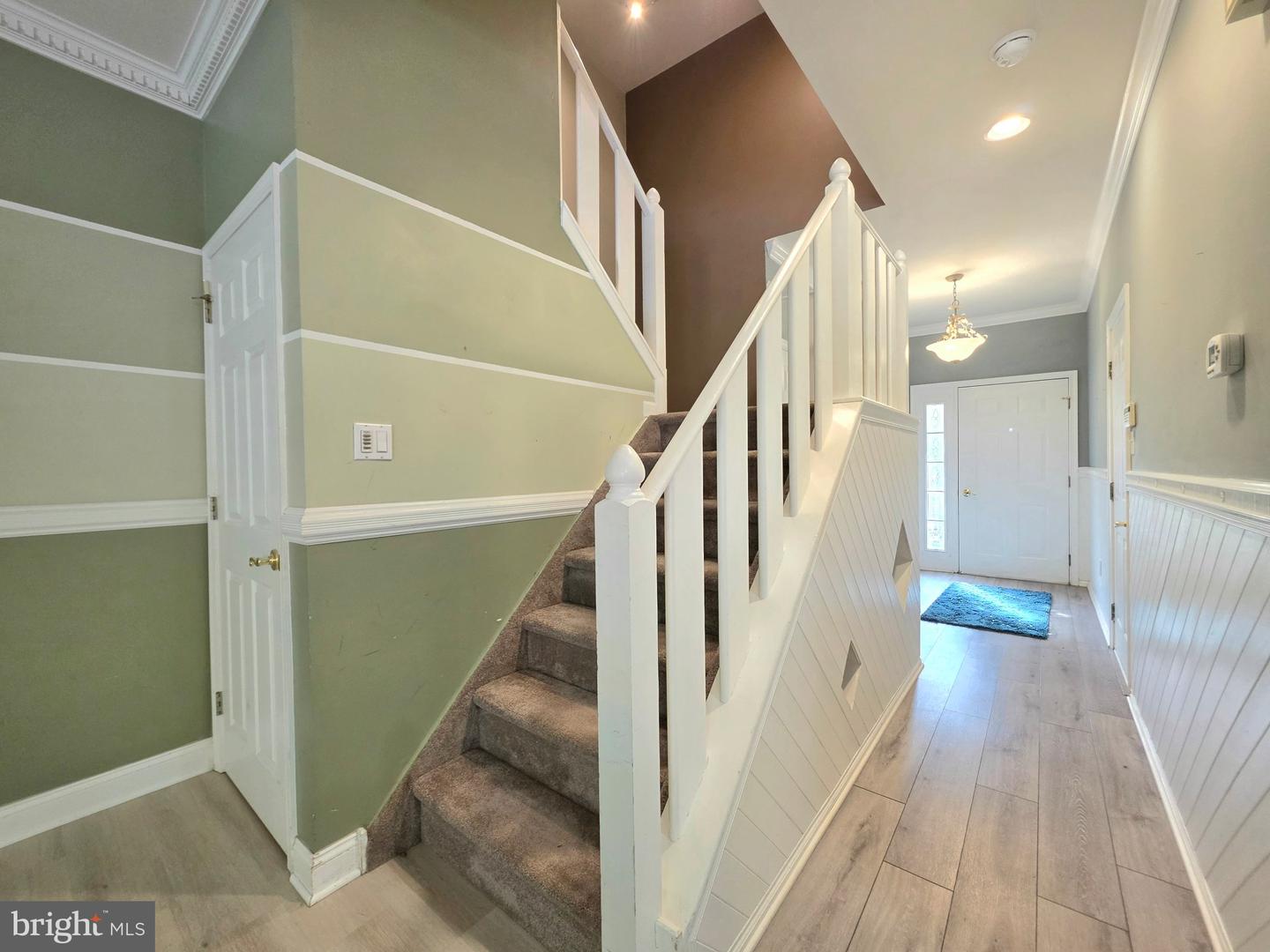 107 Misty Mdw Property Photo 5