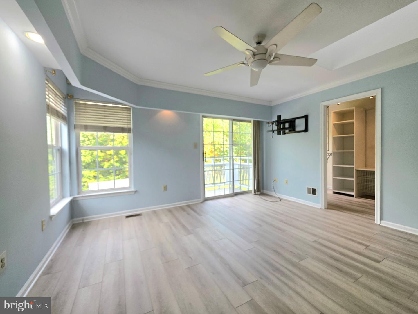 107 Misty Mdw Property Photo 16