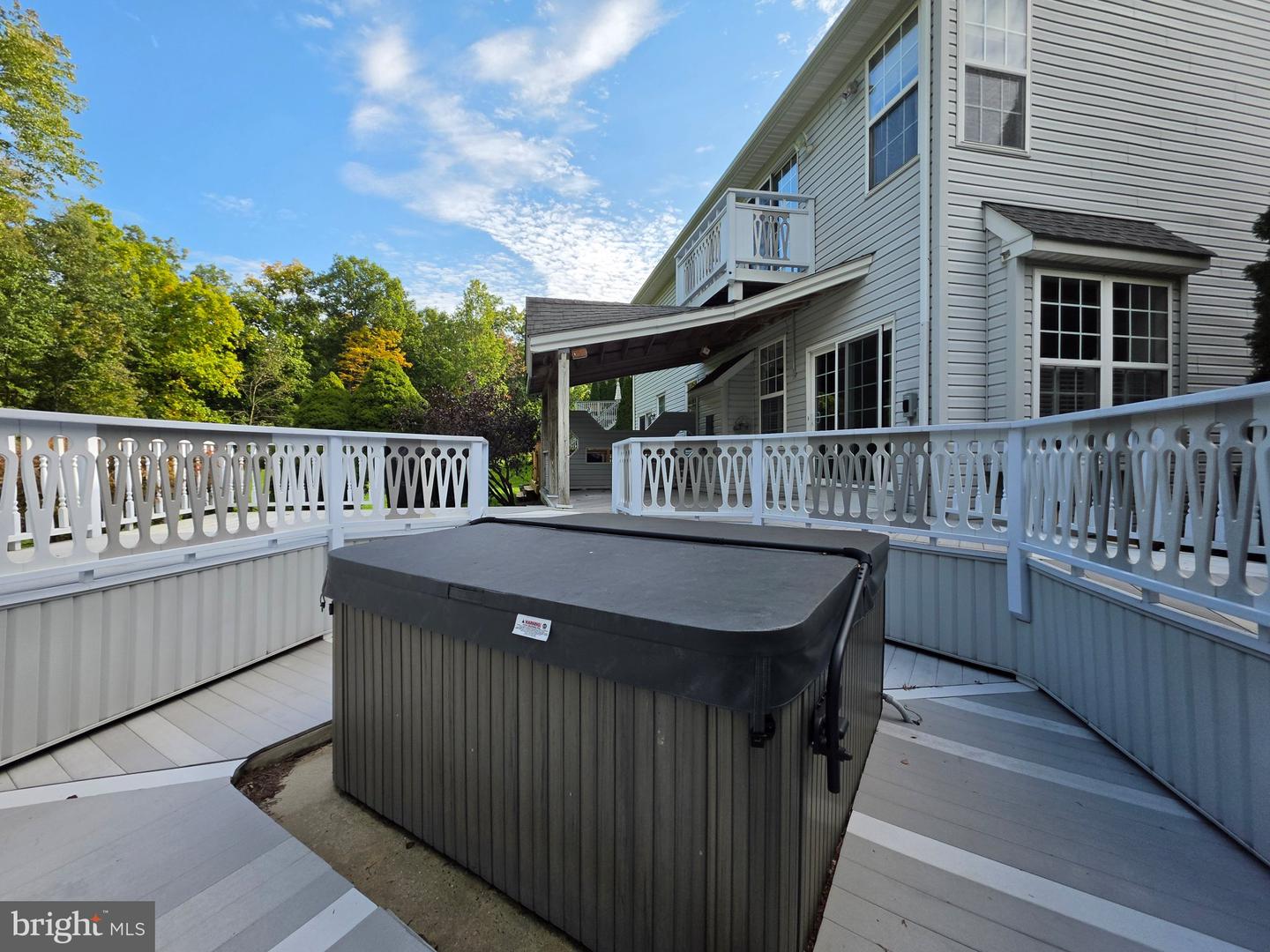 107 Misty Mdw Property Photo 33