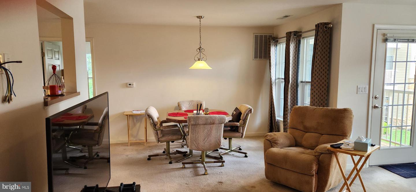 1507 Moore St #204 Property Photo 2