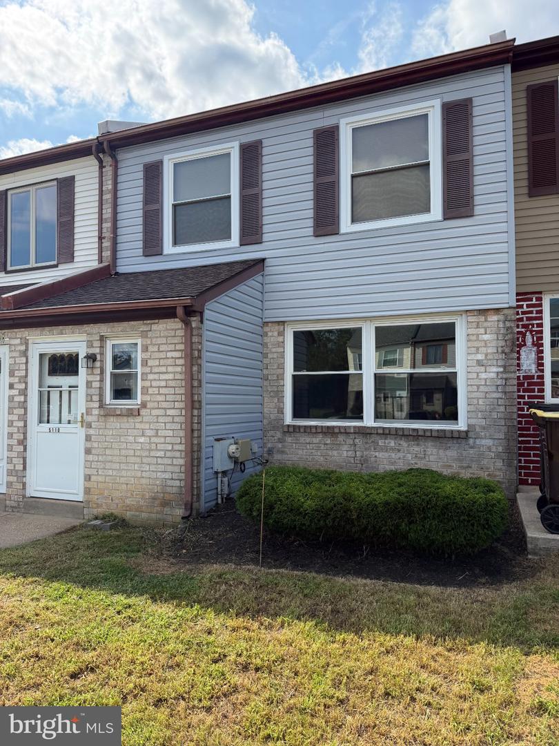 5110 Euston Ct Property Photo 2