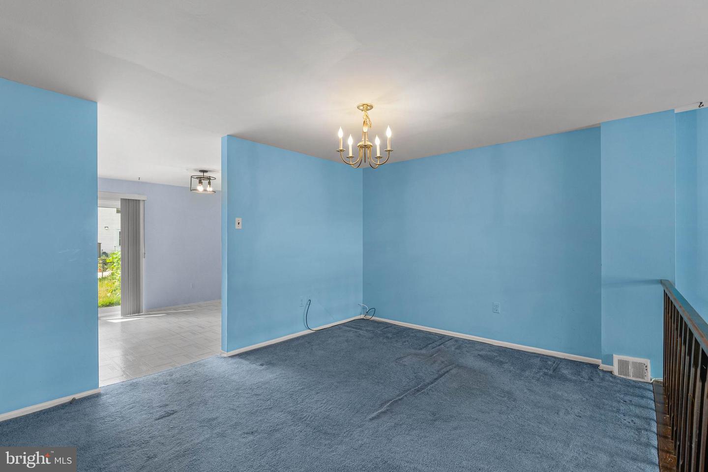 5110 Euston Ct Property Photo 9