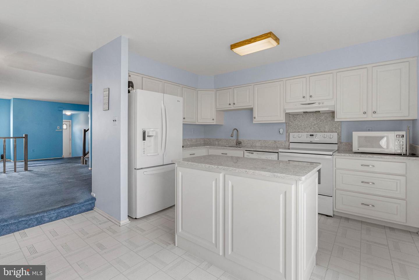 5110 Euston Ct Property Photo 15