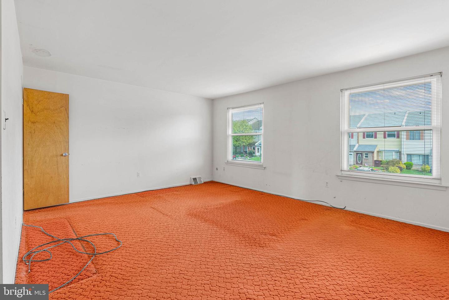 5110 Euston Ct Property Photo 18