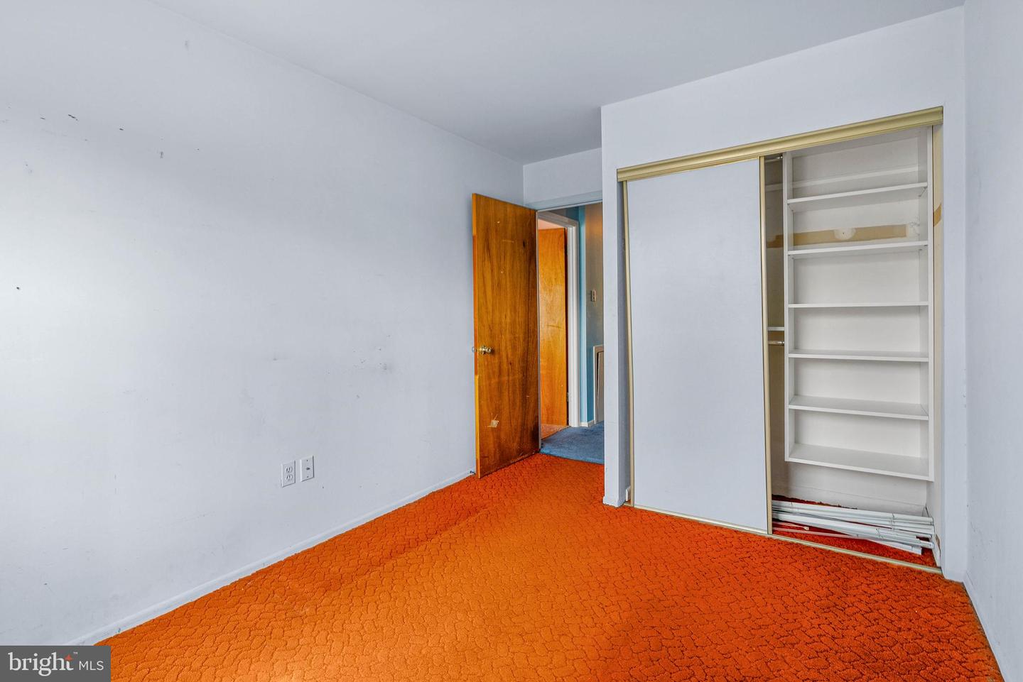 5110 Euston Ct Property Photo 27