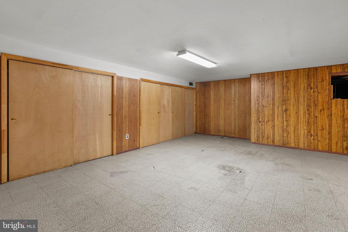 5110 Euston Ct Property Photo 29