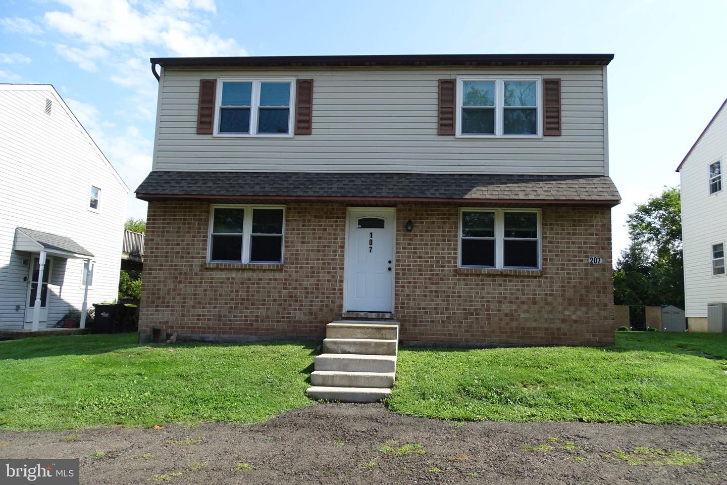 107 Hunter Way #107 Property Photo 1