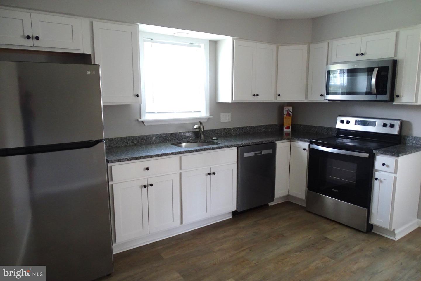 107 Hunter Way #107 Property Photo 5