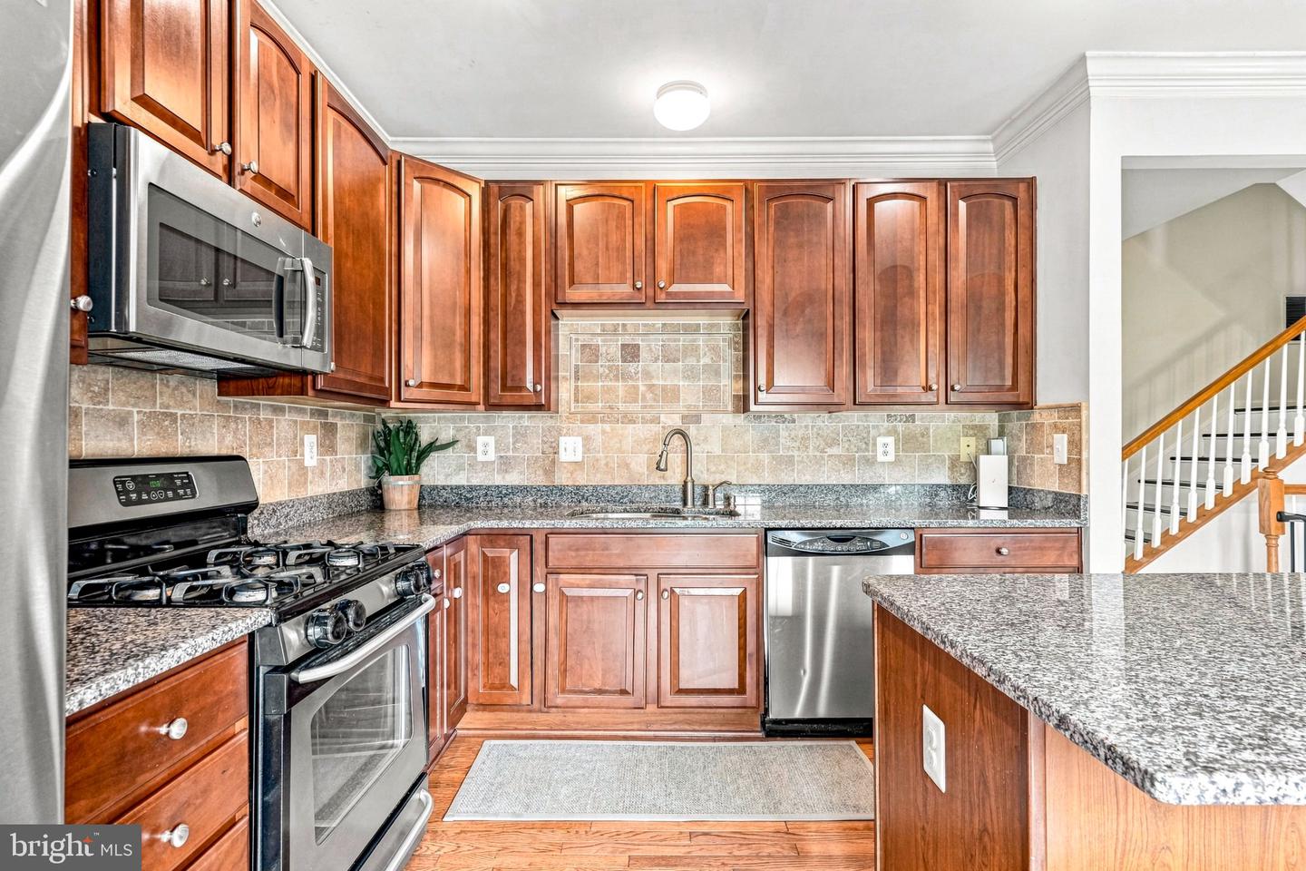 230 Kulp Dr Property Photo 4