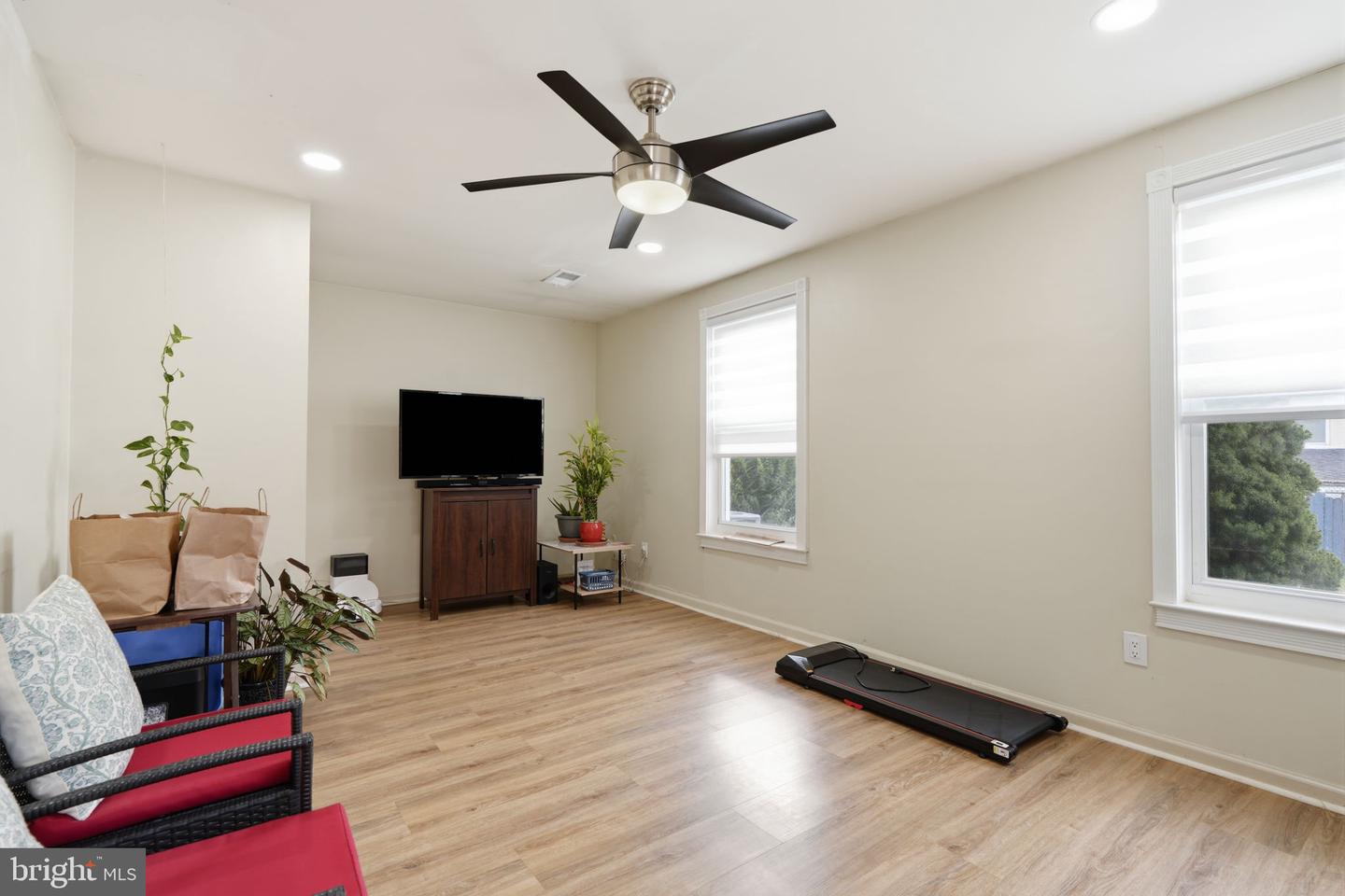 6349 John Hancock Ct Property Photo 4