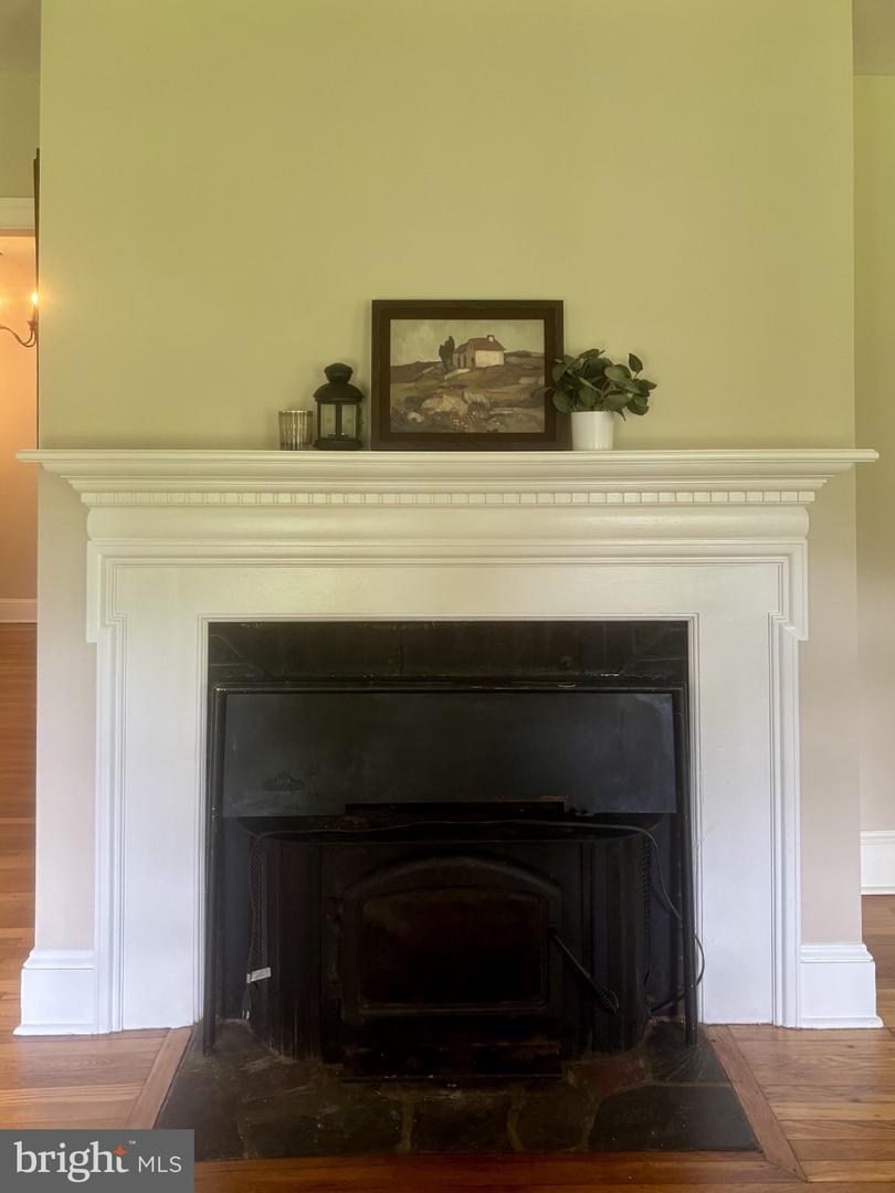 731 River Rd Property Photo 8