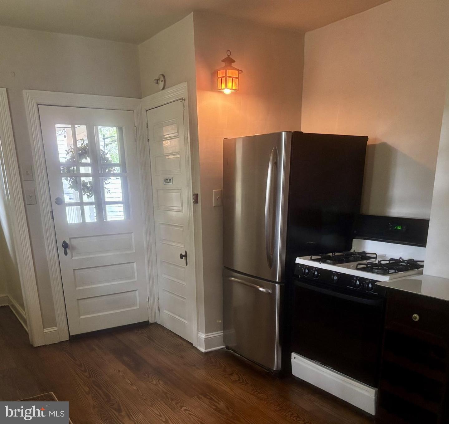 731 River Rd Property Photo 10