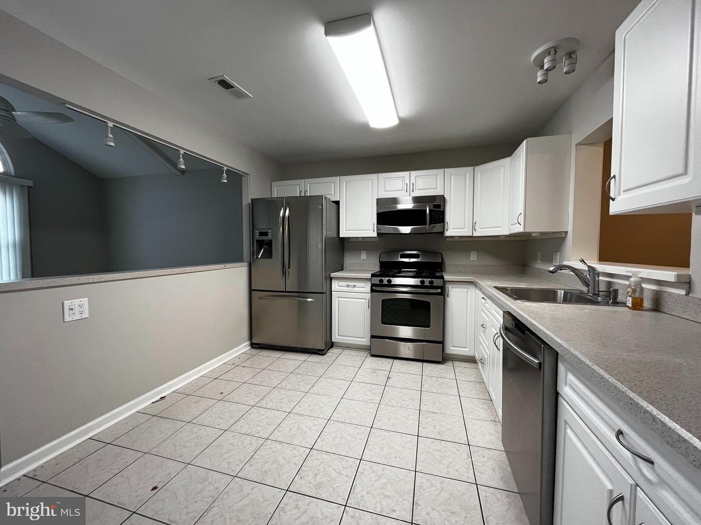 570 Cedar Hollow Dr Property Photo 4
