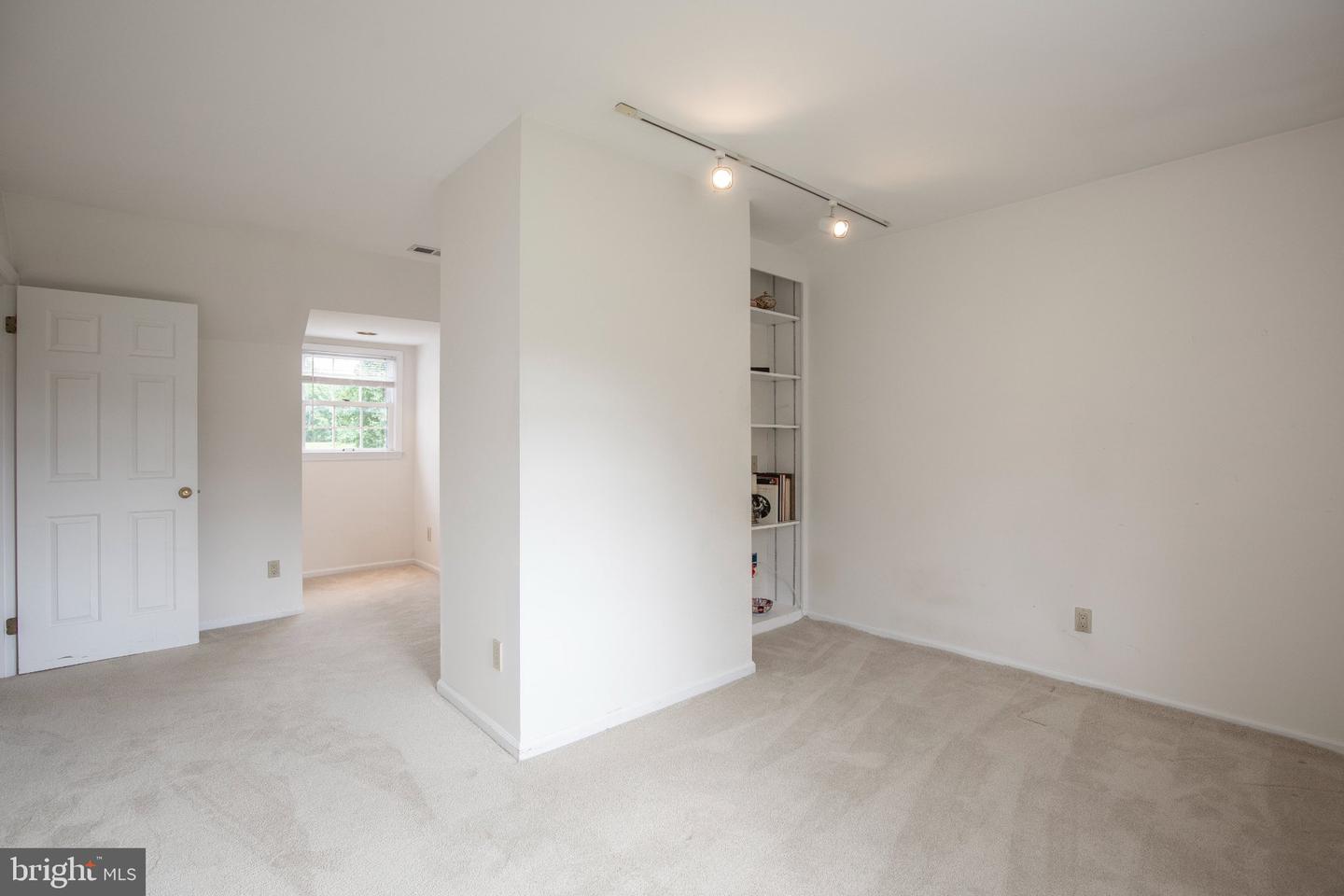 1703 Scott Dr Property Photo 35