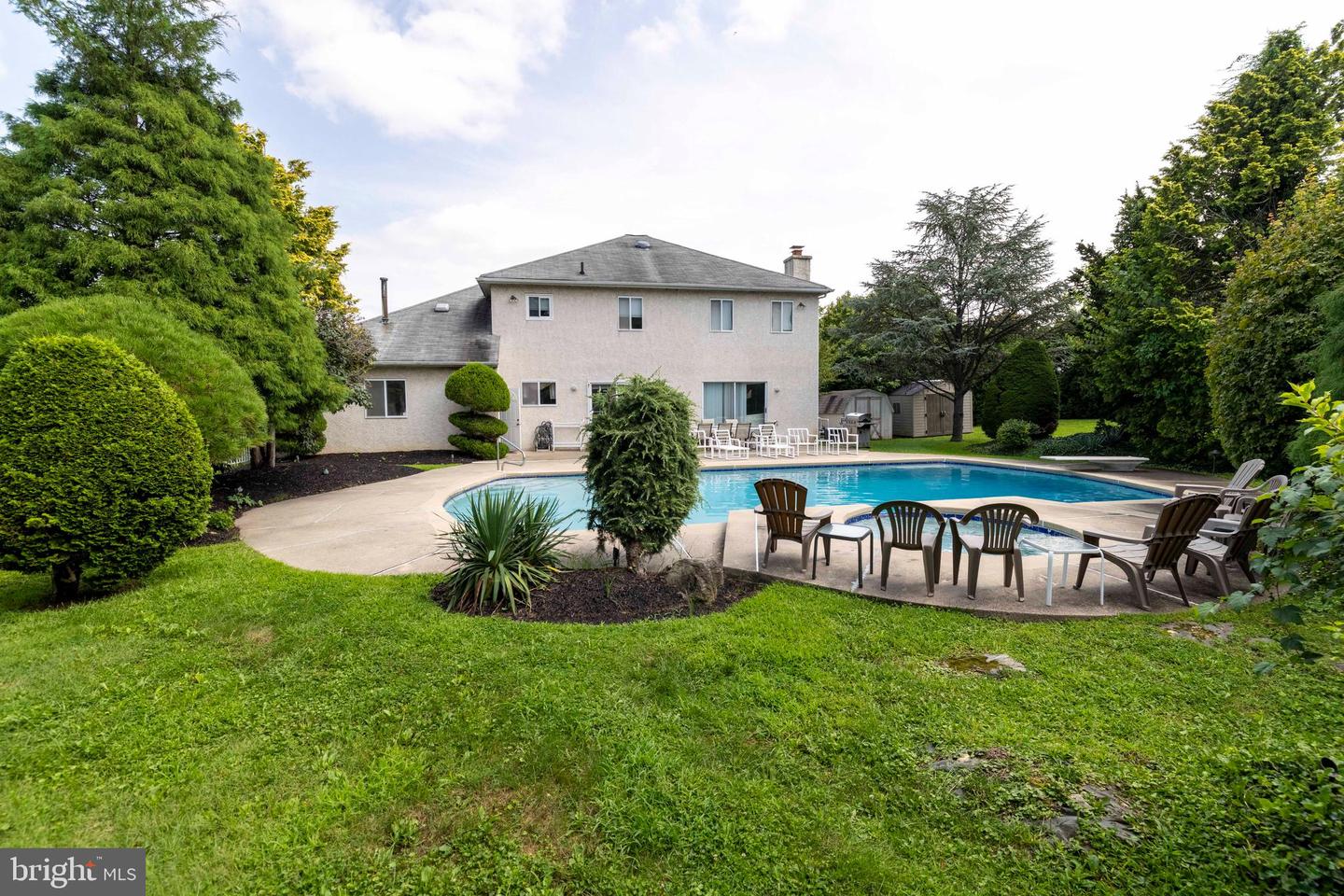 20 Summer Pl Property Photo 12