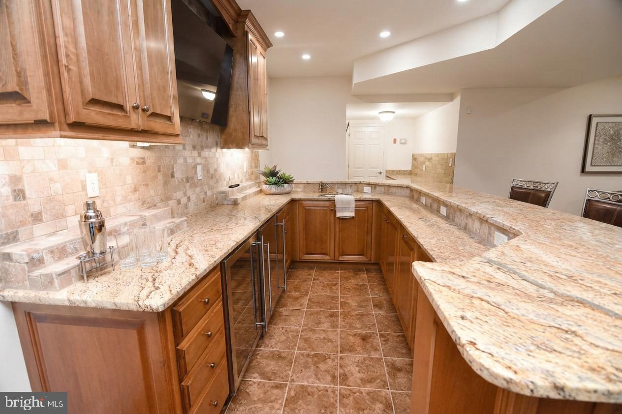 209 Saint James Dr Property Photo 24