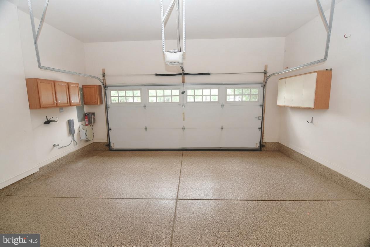 209 Saint James Dr Property Photo 29