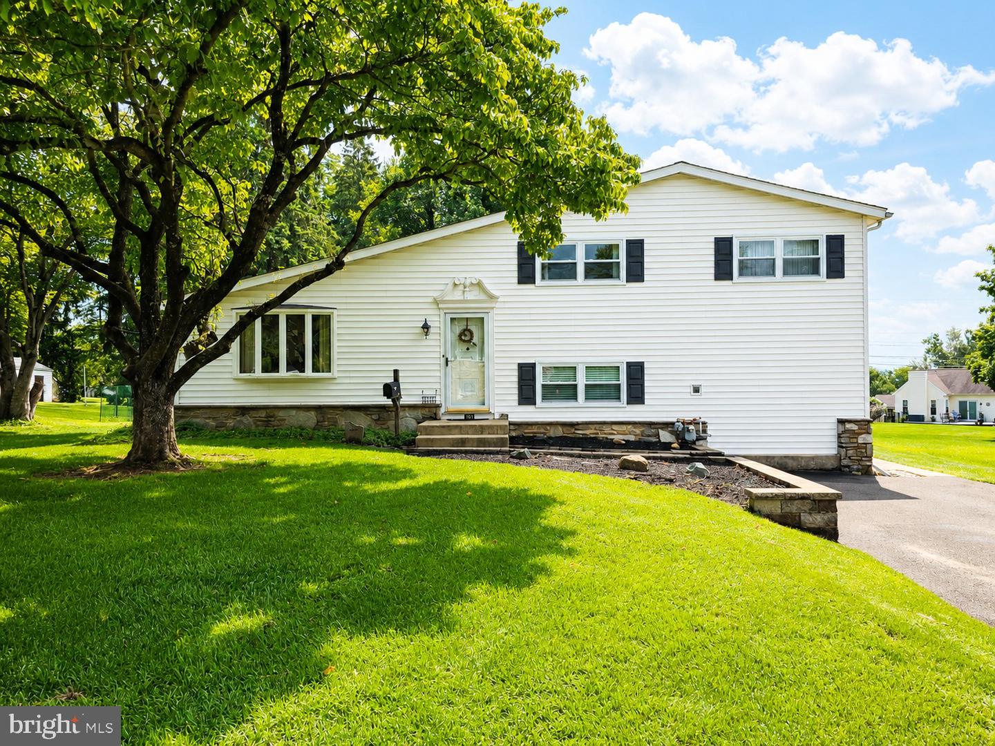 161 Dungan Rd Property Photo 1