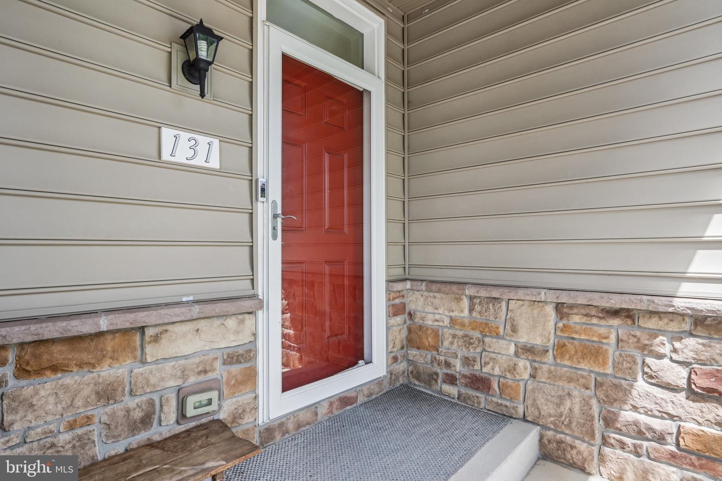 131 Nicoles Way Property Photo 4