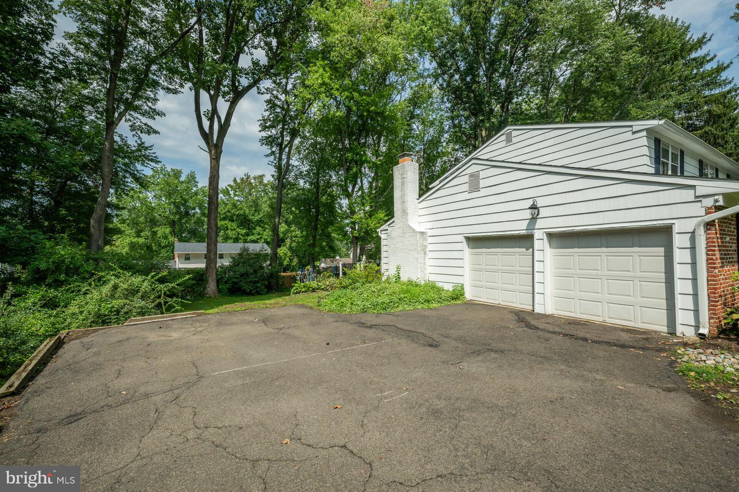 1019 Lafayette Dr Property Photo 44