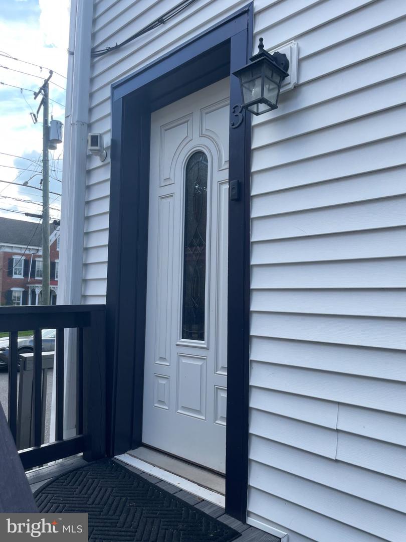109 S Main St #unit 3 Property Photo 2