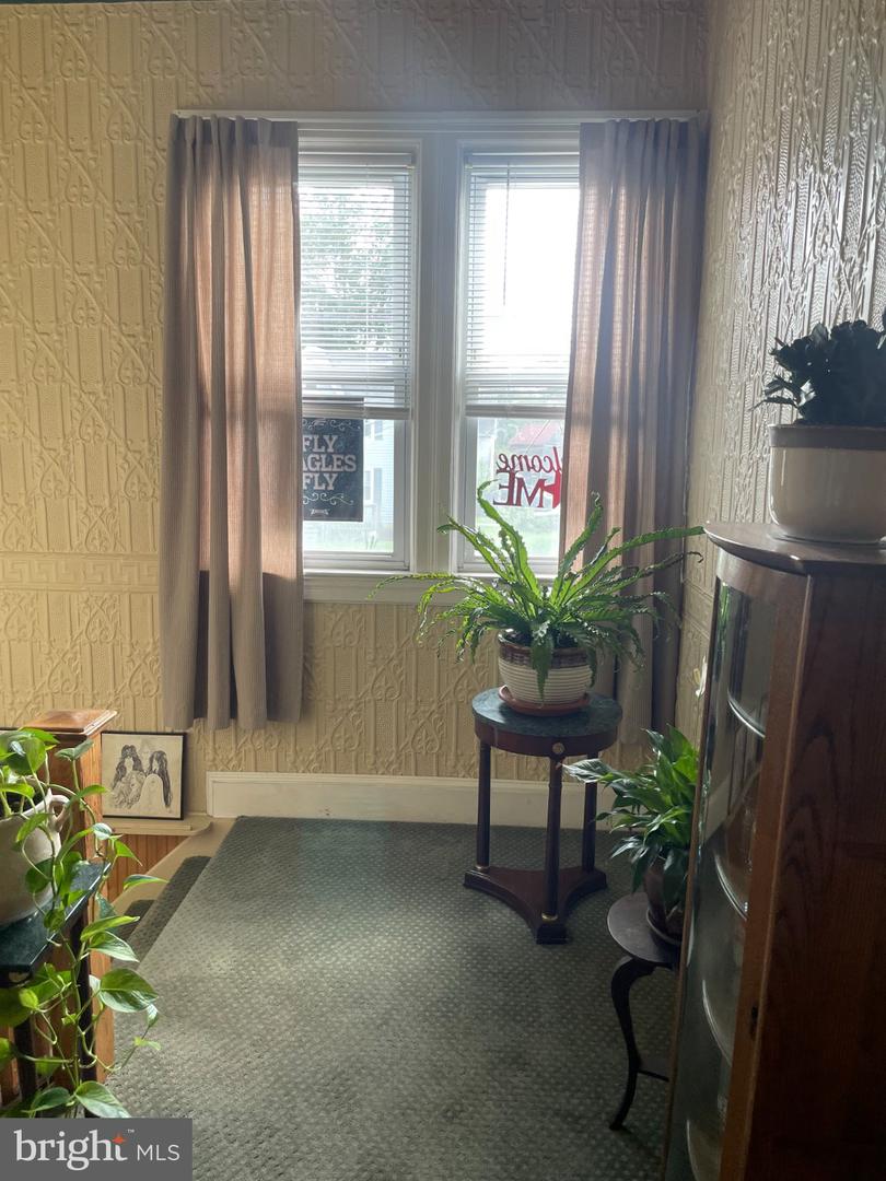 109 S Main St #unit 3 Property Photo 4