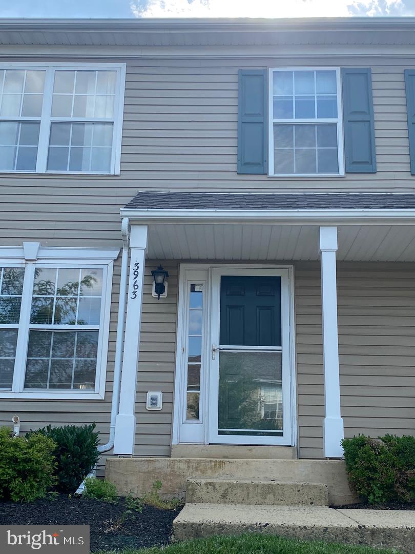 3963 CAPTAIN MOLLY CIR #AIN Property Photo 1