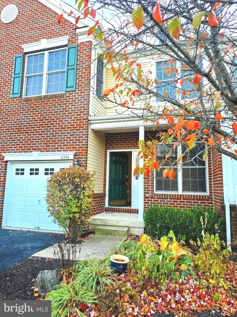 2336 S Whittmore St Property Photo 2