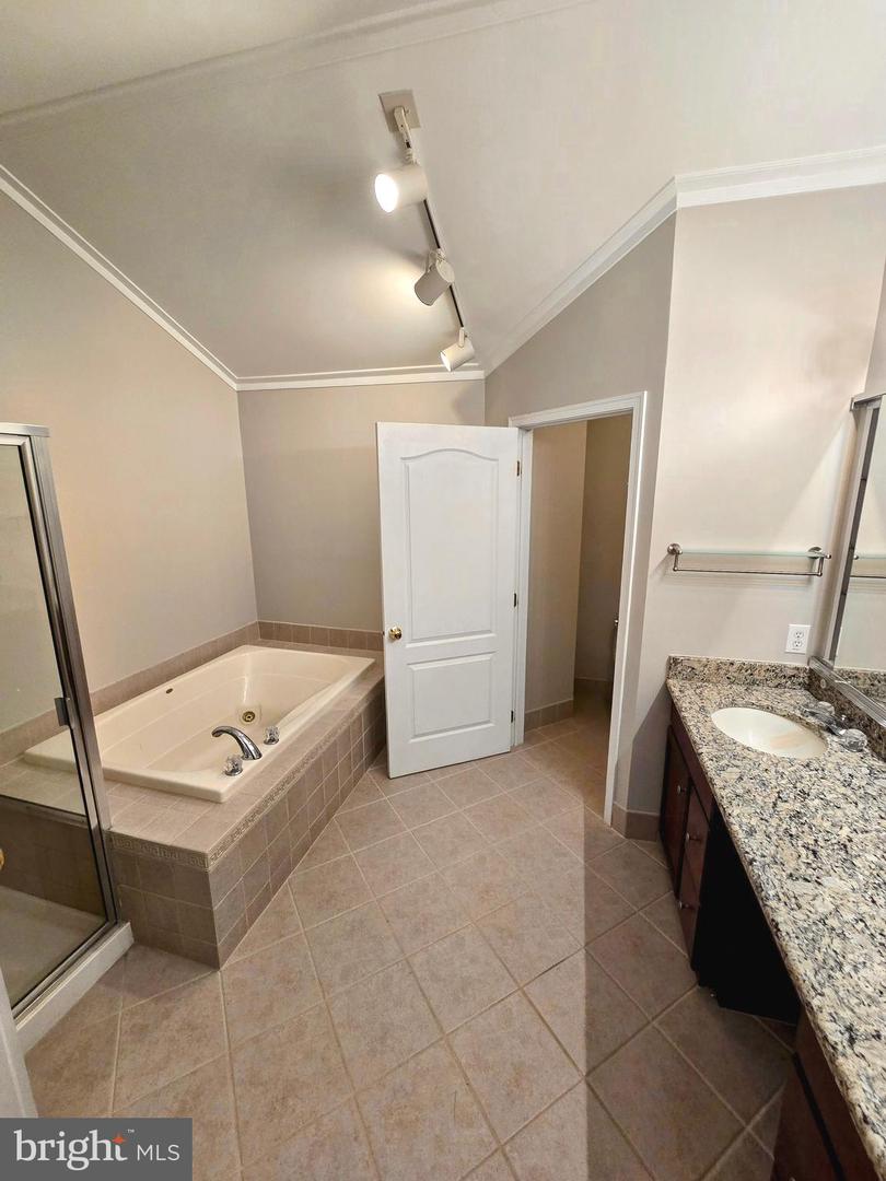 2336 S Whittmore St Property Photo 13