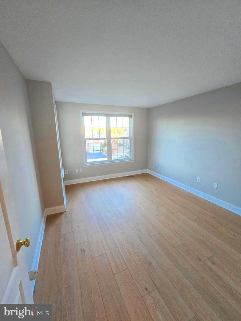 2336 S Whittmore St Property Photo 17