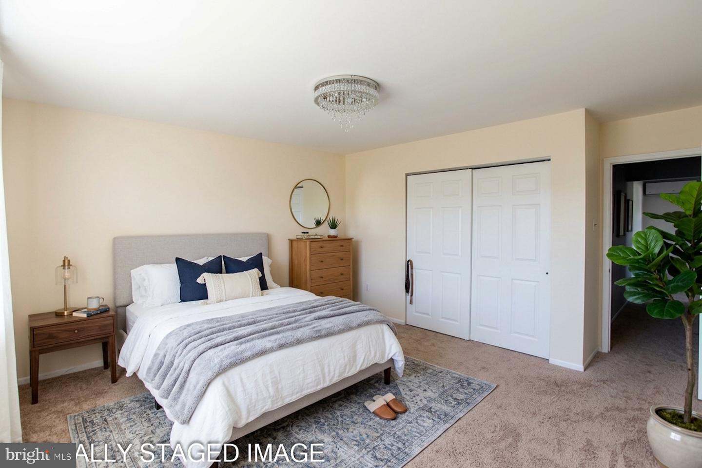 1437 Atterbury Way Property Photo 14