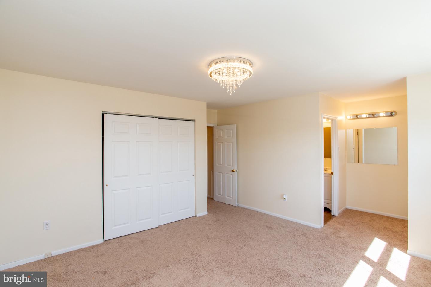 1437 Atterbury Way Property Photo 15