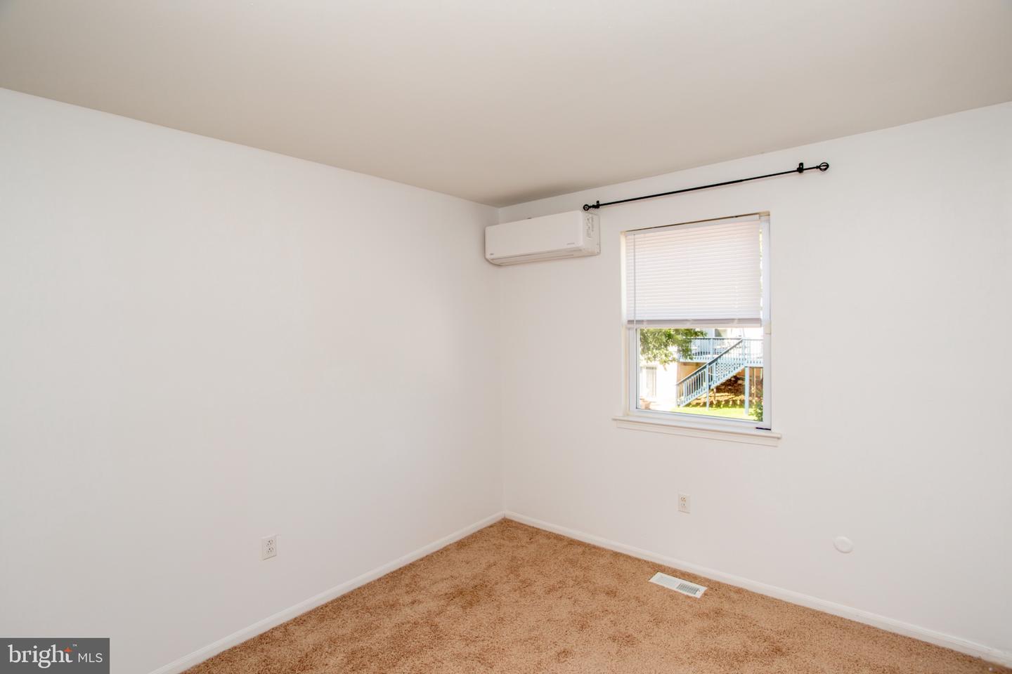 1437 Atterbury Way Property Photo 18