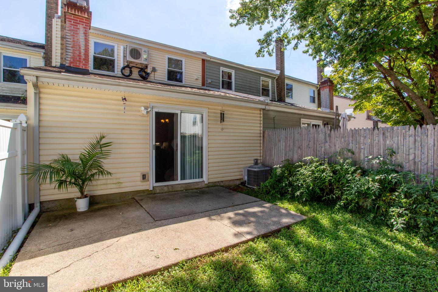 1437 Atterbury Way Property Photo 20