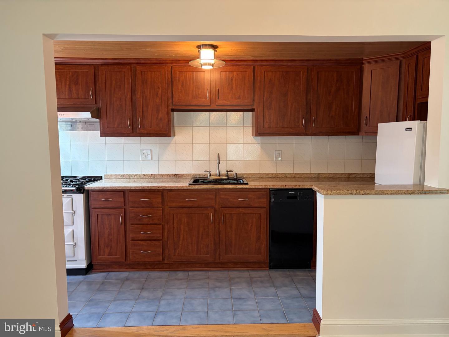 1807 Benson Pl Property Photo 8