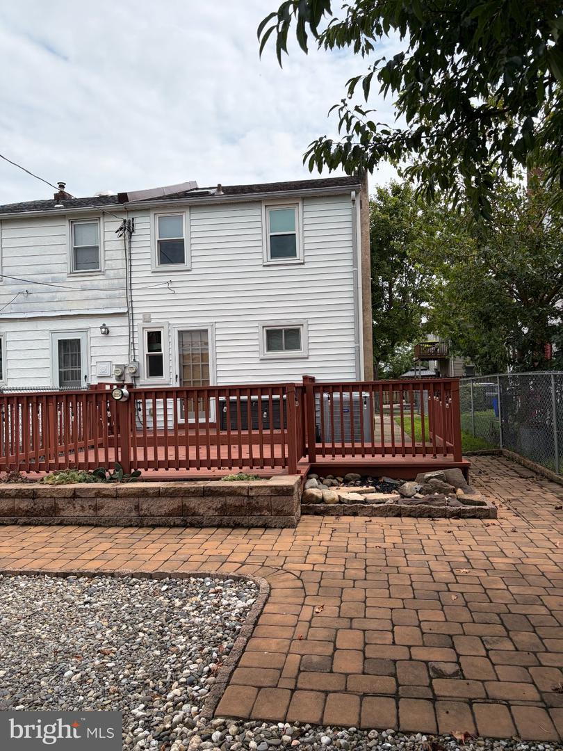 1807 Benson Pl Property Photo 23