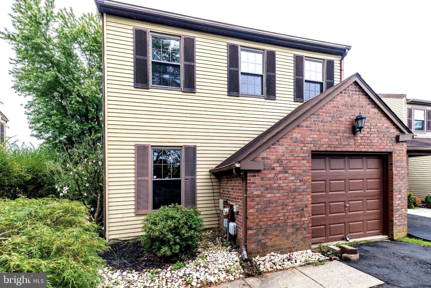 251 Parkview Way Property Photo 1