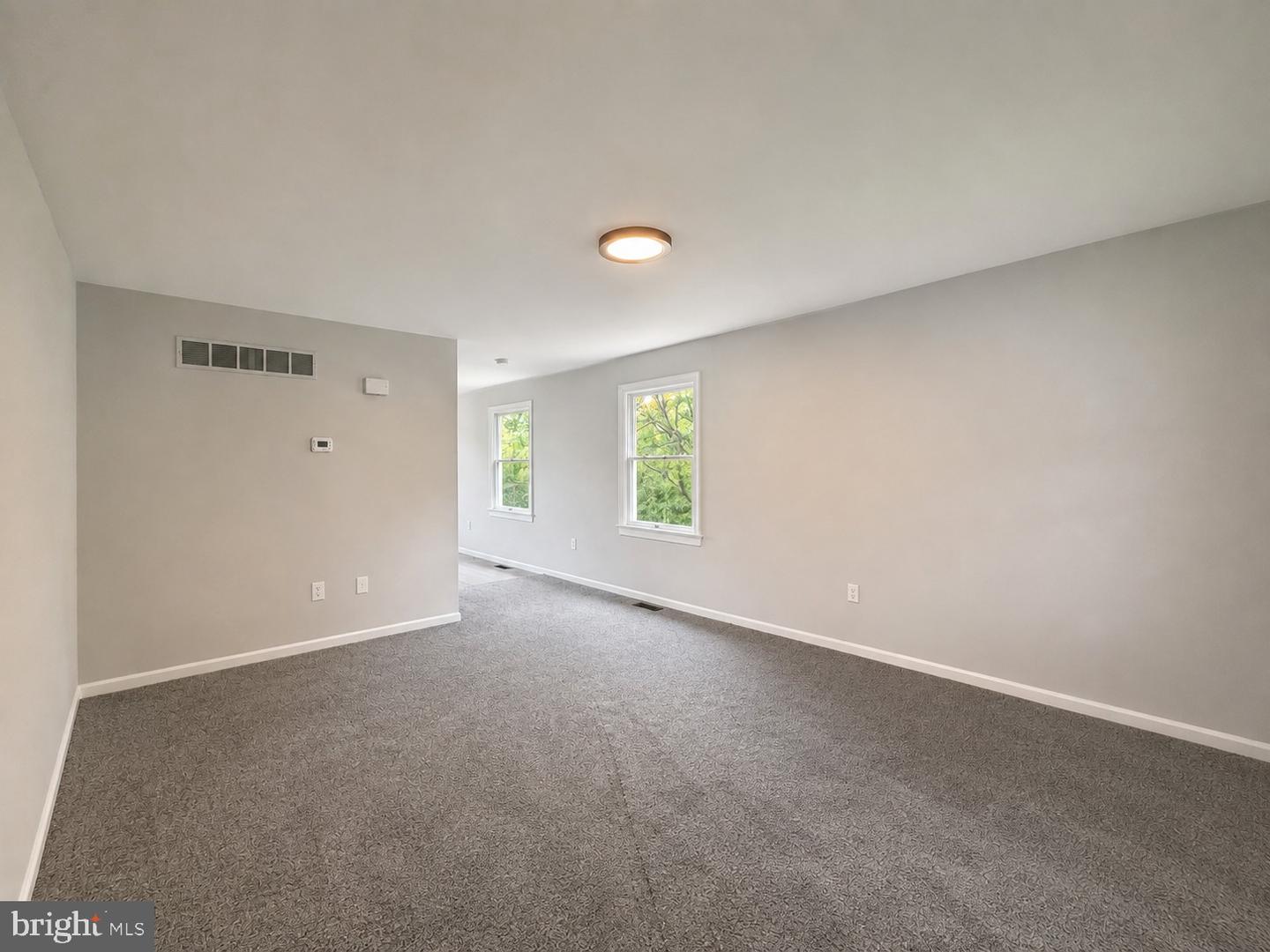 26 Bowling Green Ave #unit 6 (f) Property Photo 9