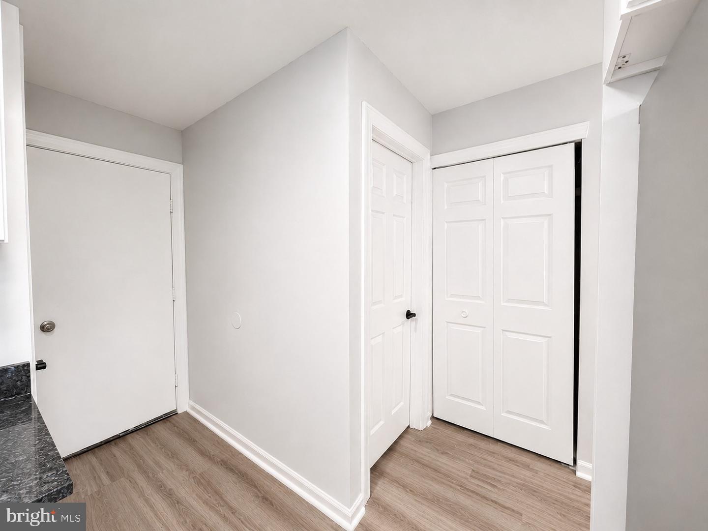 26 Bowling Green Ave #unit 6 (f) Property Photo 19