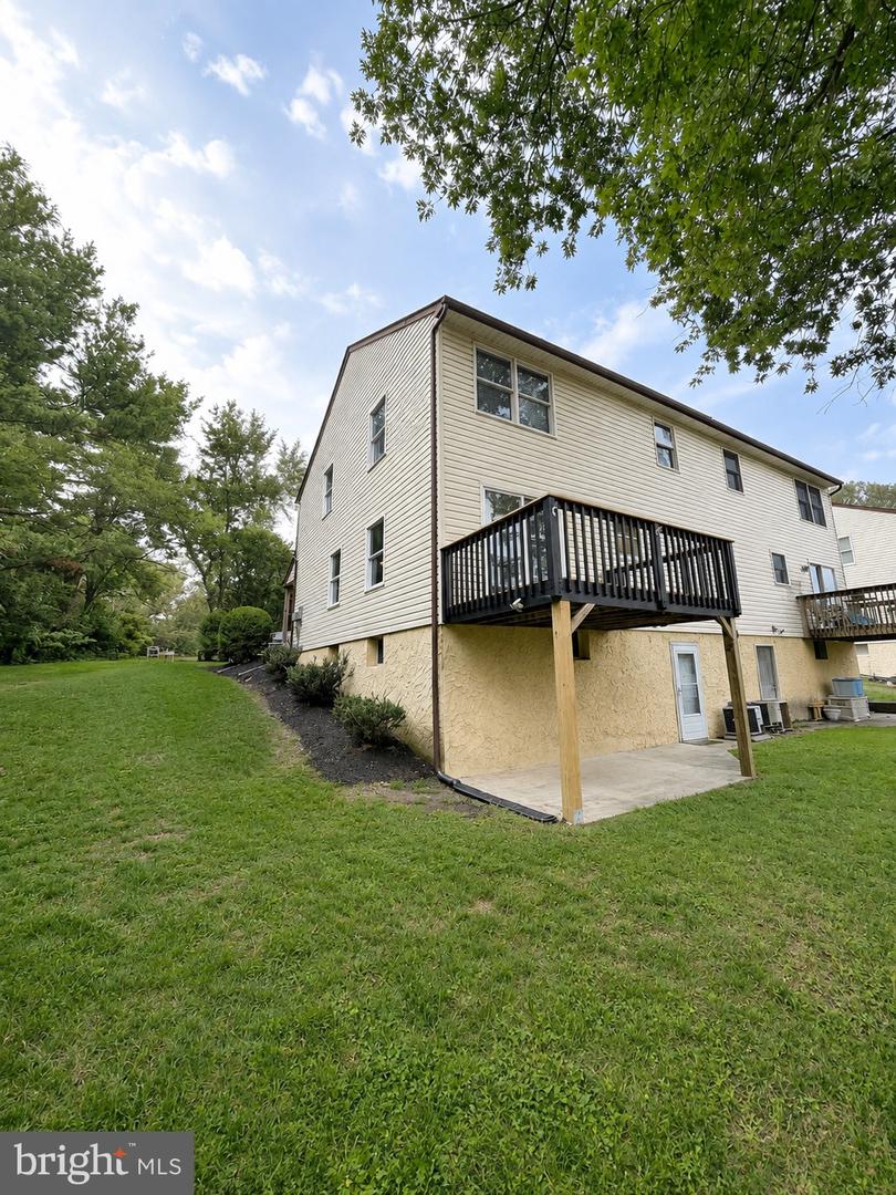 26 Bowling Green Ave #unit 6 (f) Property Photo 46