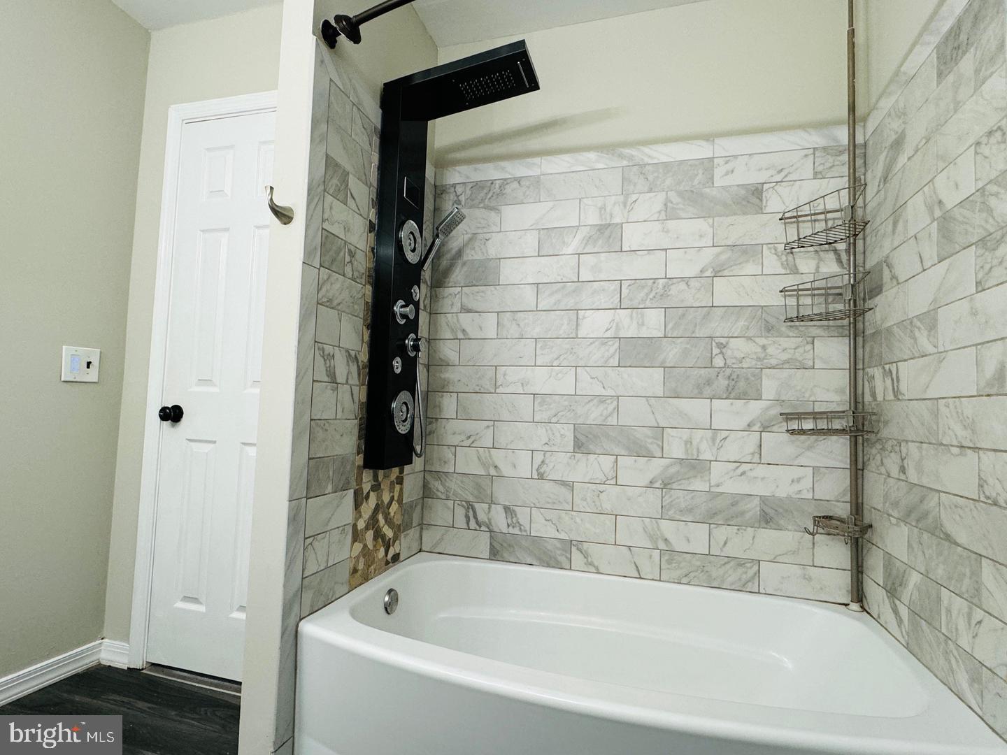 PABU2130312 Property Photo 12