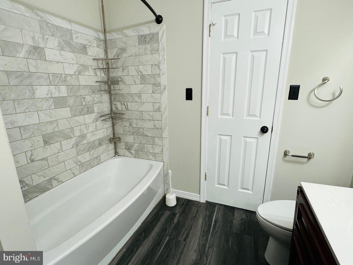 PABU2130312 Property Photo 14