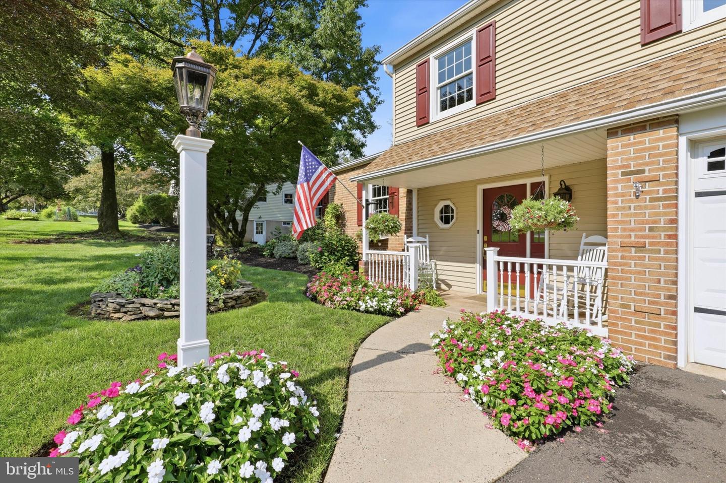 66 Hickory Lane Property Photo 4