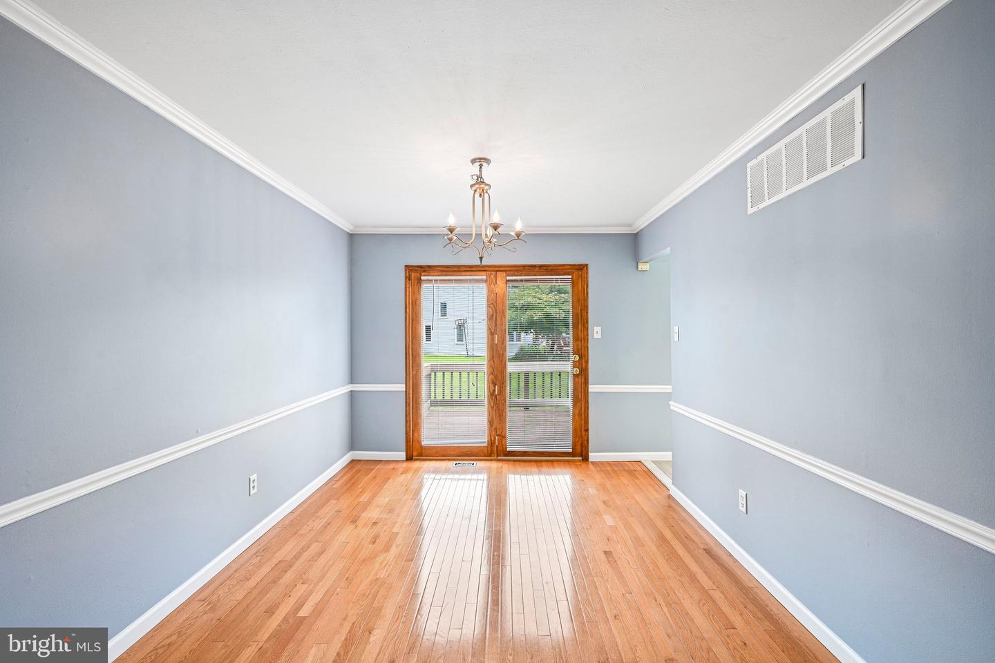 315 Dartmouth Ct Property Photo 10